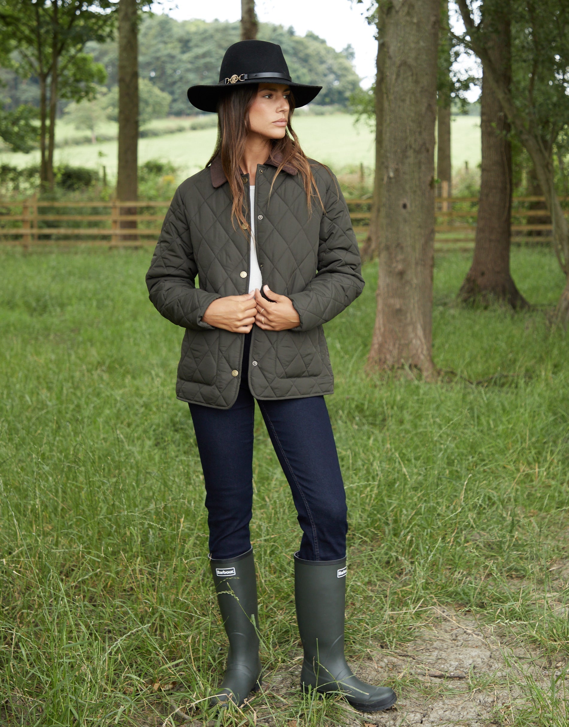 TBLD09997LadiesPineCordCollarShortPaddedJacketKhaki_c